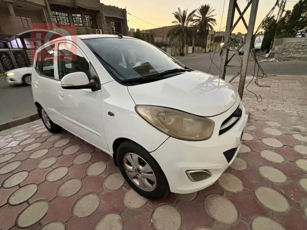 هيونداي i10